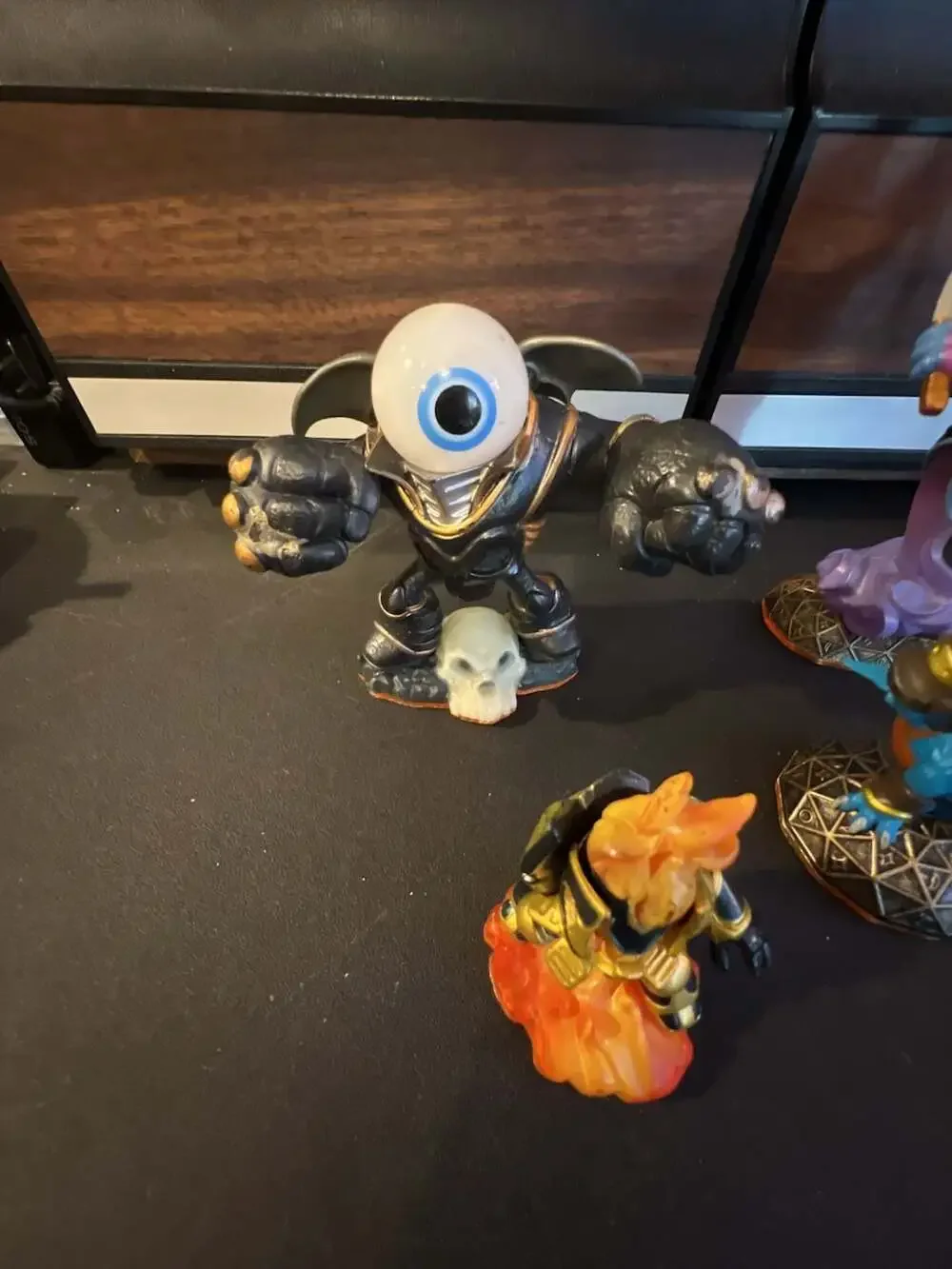 Lot 4 Skylanders Giants Figures: Eye-Brawl, Ninjini, Hot Head, & Slobber Tooth